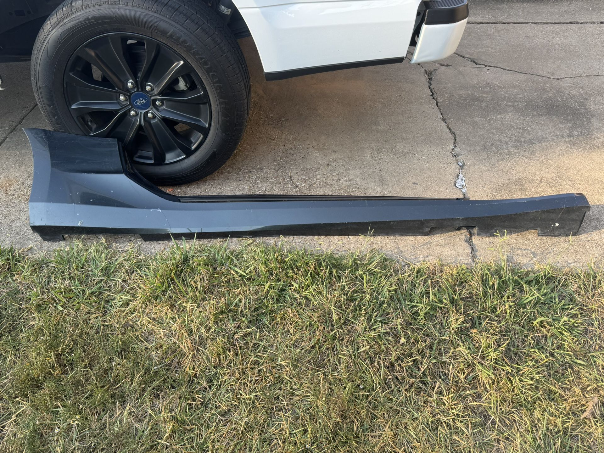 2016-2024 chevrolet camaro rocker molding