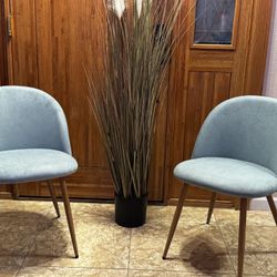 Pair of Brand New Italian-Style Upholstered Chairs 