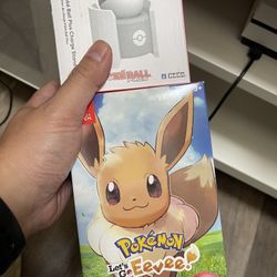 Let’s Go Eevee + Poke ball 