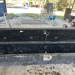 Toolbox for truck or trailer