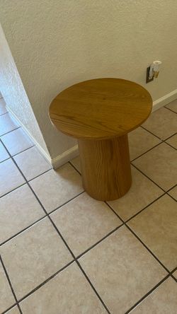 Round table
