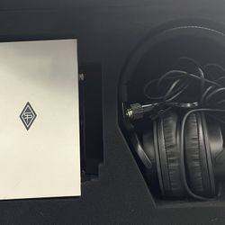 (69470) UNIVERSAL STUDIOS VOLT 2 INTERFACE