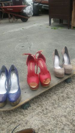 Good condition (used) Heel fair Price $20 each shoe $10