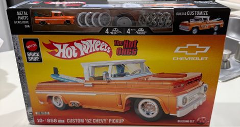 Hot wheels brick shop β62 Chevy pick up