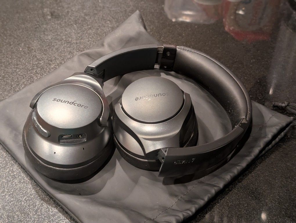 Anker Soundcore Life Q20 Hybrid Active Noise Cancelling Headphones