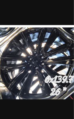Go big or go home with these 26s! 🛞🔥 ​⚡ Size: 26" 💥 Bolt Pattern: 6x139.7 🛻 Fits: Chevy Silverado/Tahoe, GMC Sierra/Yukon, Cadillac Escalade, Ram 