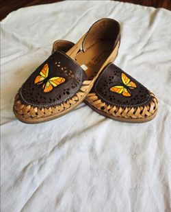 Variedad de calzado