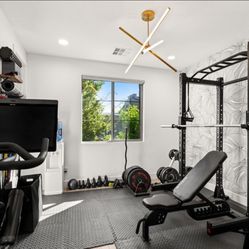 Home Gym Equipment 