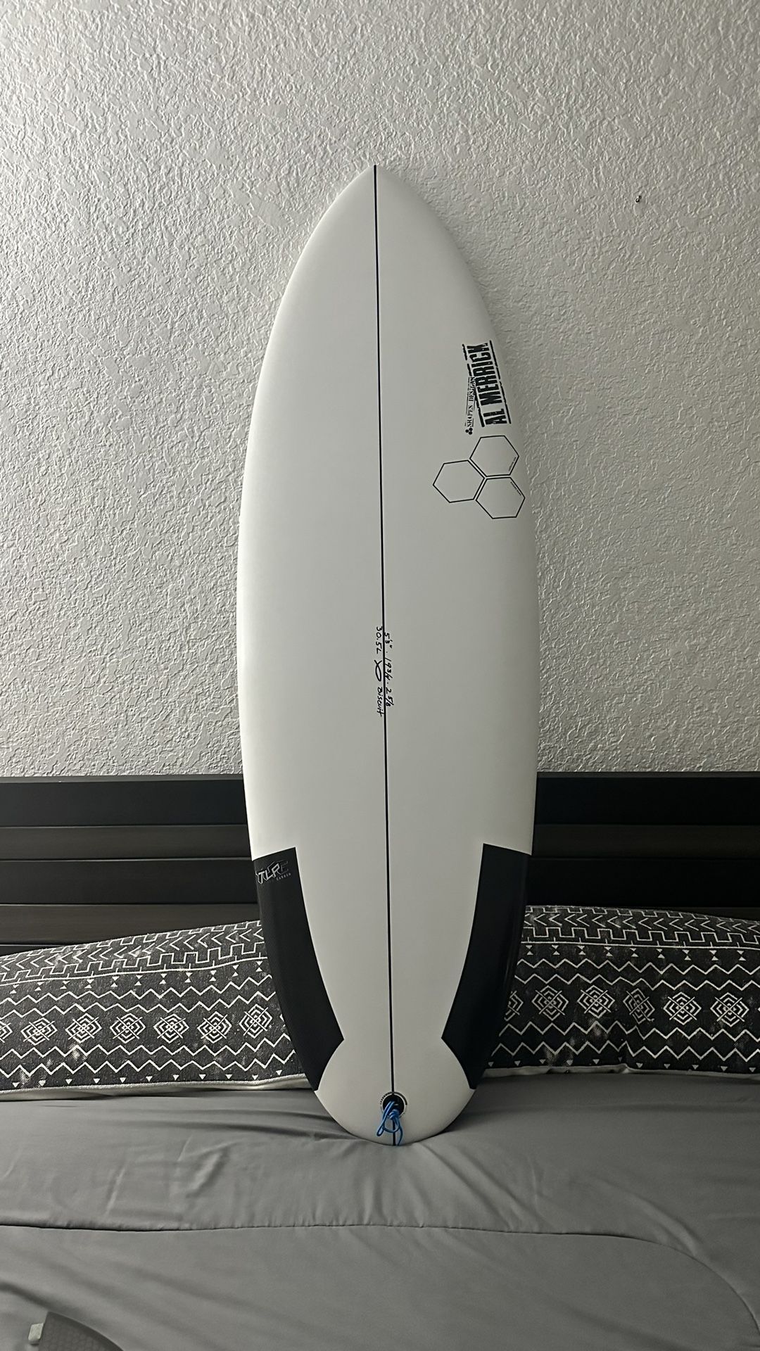 TABLA DE SURF CHANNEL ISLANDS BISCUIT TL PRO CARBON (SURFBOARD)
