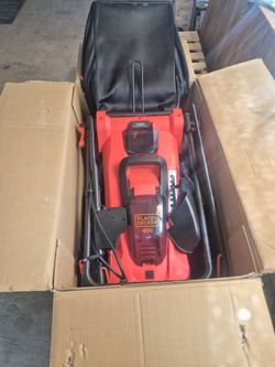 BLACK DECKER 40VOLT  20 IN  LAWN MOWER NEW NO baterys no charger included