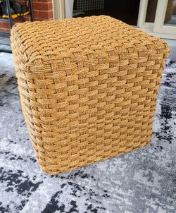 18" Cube Woven Pouf Ottoman