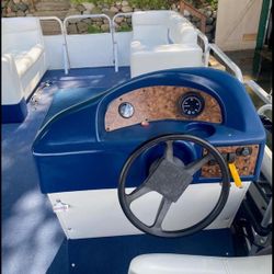 1996 20Ft Pontoon Voyager V20