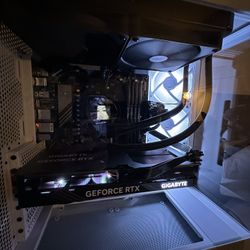 Selling Pc Setup 4070 32gb Ram 1tb storage Rbg Fans And Liquid Cpu Cooler