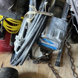 Mustang Spray Machine 