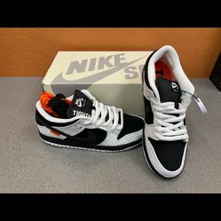 RARE NIKE SB DUNK LOW TIGHTBOOTH SZ 8 VERIFIED AUTHENTIC NEW IN BOX NEVER WORN