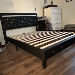 Queen bed frame ~ disassembled & wrapped