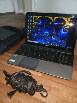 Toshiba Satellite S855 i7 8gb RAM Laptop