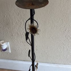 Candle holder, metal structure. H31.5”, Diameter 5.5”. Located 👇