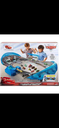 Disney Pixar Cars Ultimate Florida Speedway Trackset Lightning McQueen