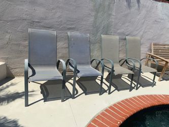 4 patio chairs