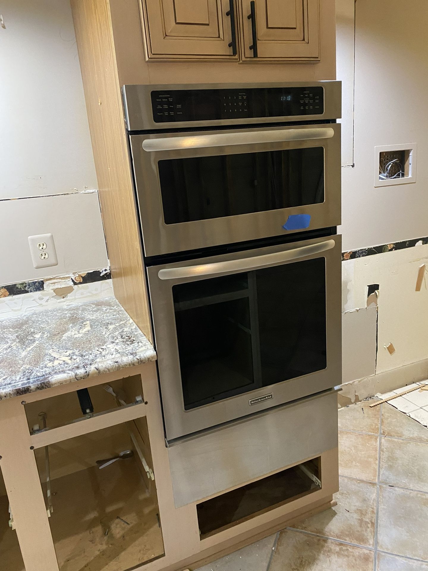 Kitchen Aid Wall Ovens