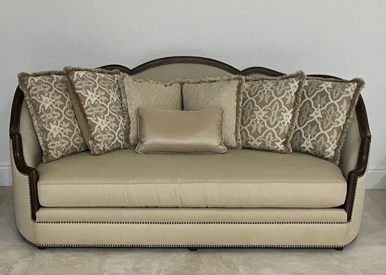 Lexington Sofa 