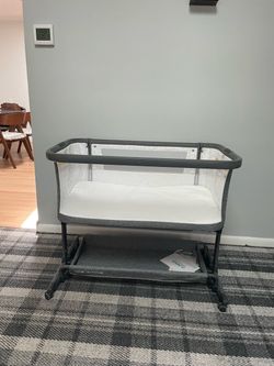 AMKE Baby 3 in 1 Bassinet
