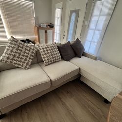 Coaster sofa, L shape, used only for 1 year, very good condition