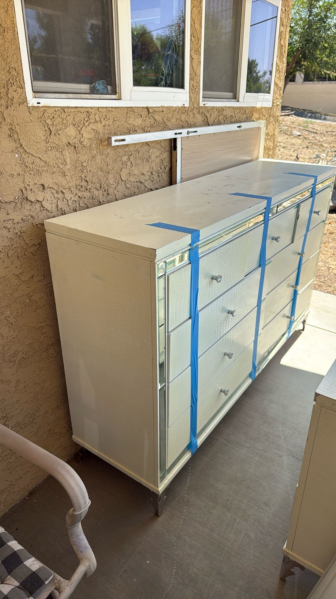 Free Furniture