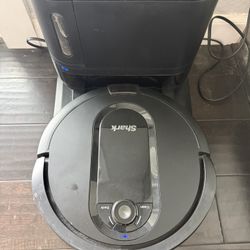 Shark IQ Robot Vacuum Self Empty