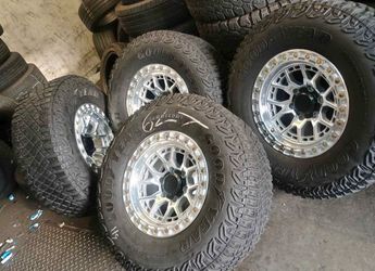 ✅📲Vendo set de rines nuevos 17x9 6-139.7 con llantas usadas 315/70/17 Goodyear