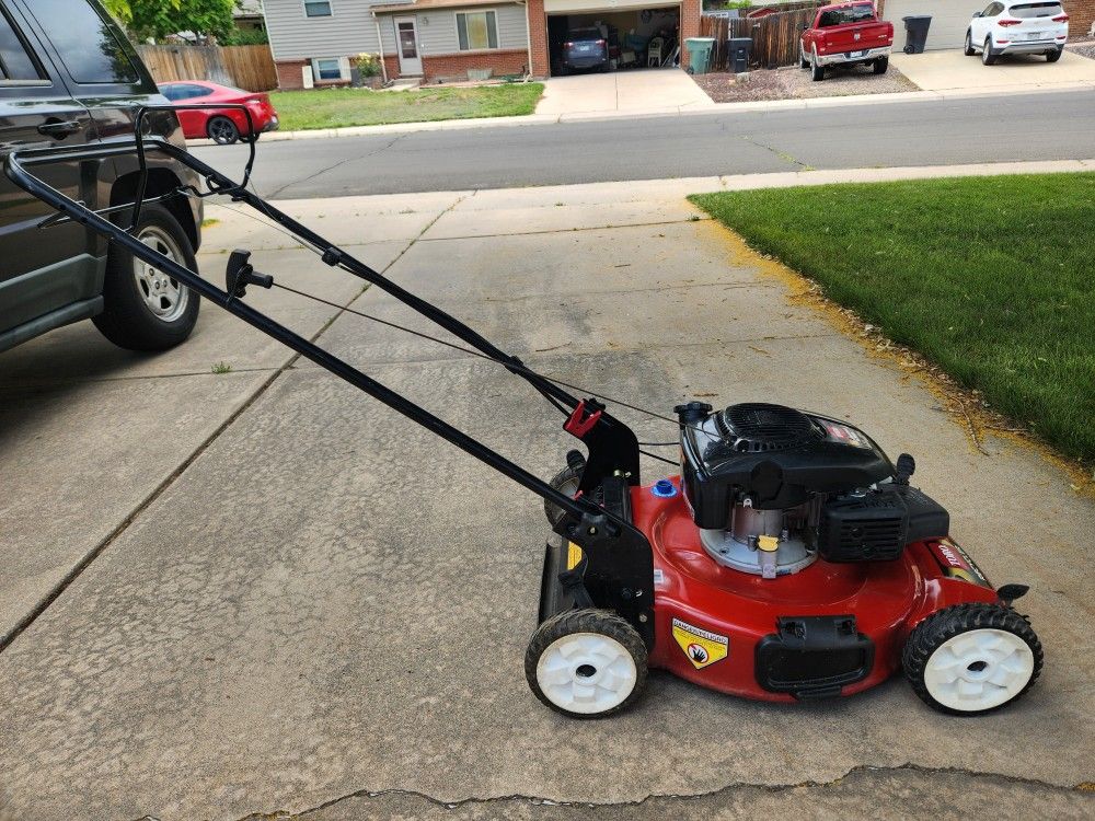 Toro Recycler Self Propelled Mower, Lawnmower