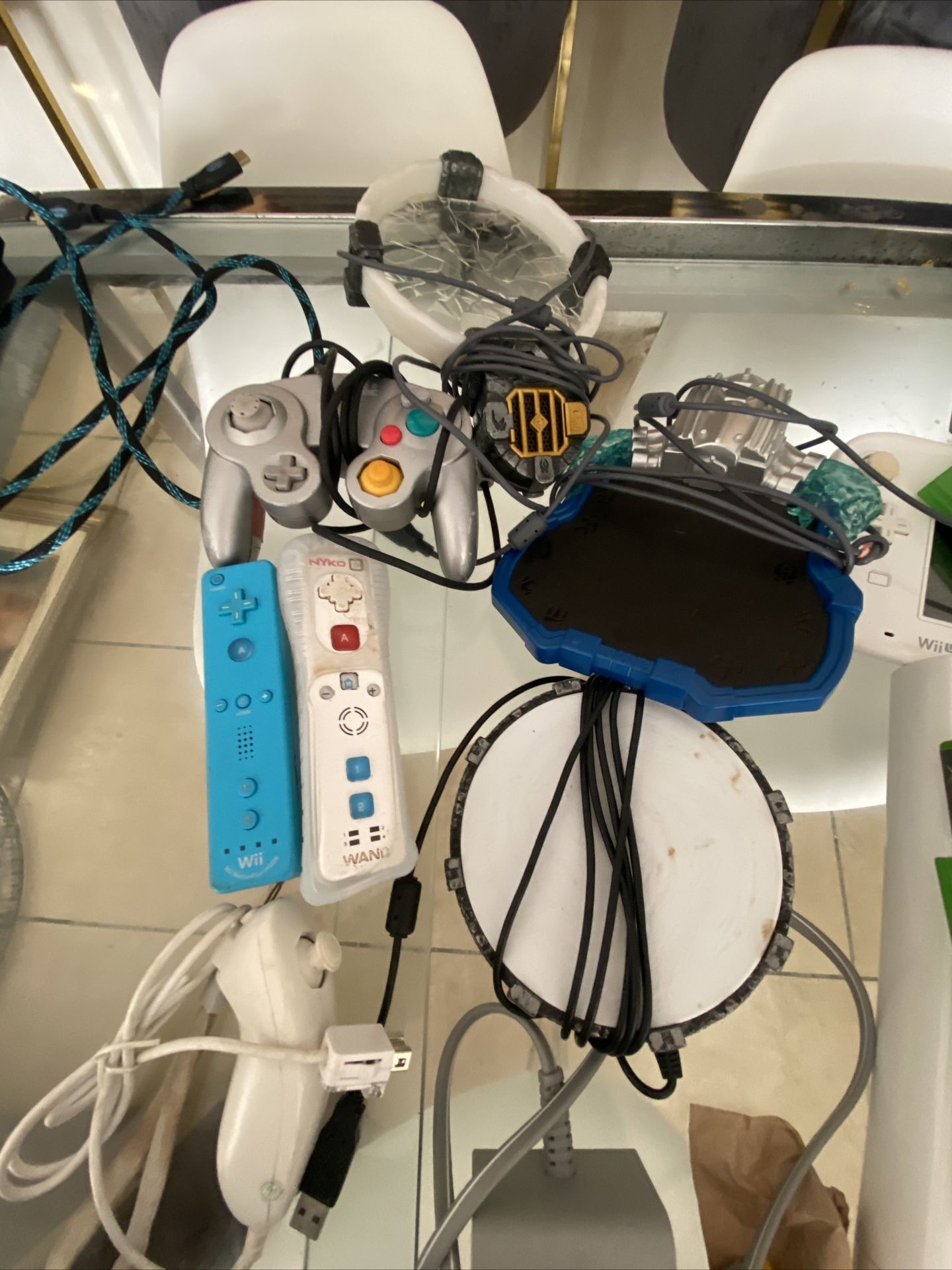 Nintendo Wii U Limited Edition With Many Games