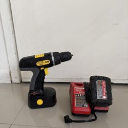 Milwaukee M12 and M18 Multi-Voltage Battery Charger & cordless drill