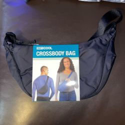 32 Degree Cool Crossbody Bag ** (31)