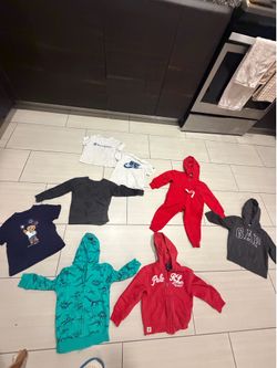 Baby clothing