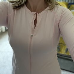 BloqUV Women's UPF 50 Sun Protective Mock Neck Top Size M Light Pink