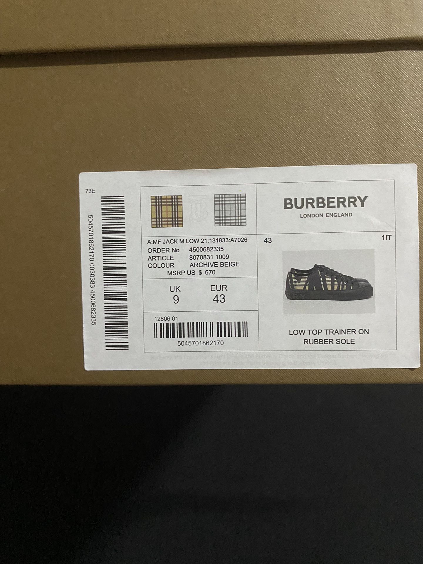 Burberry converse 