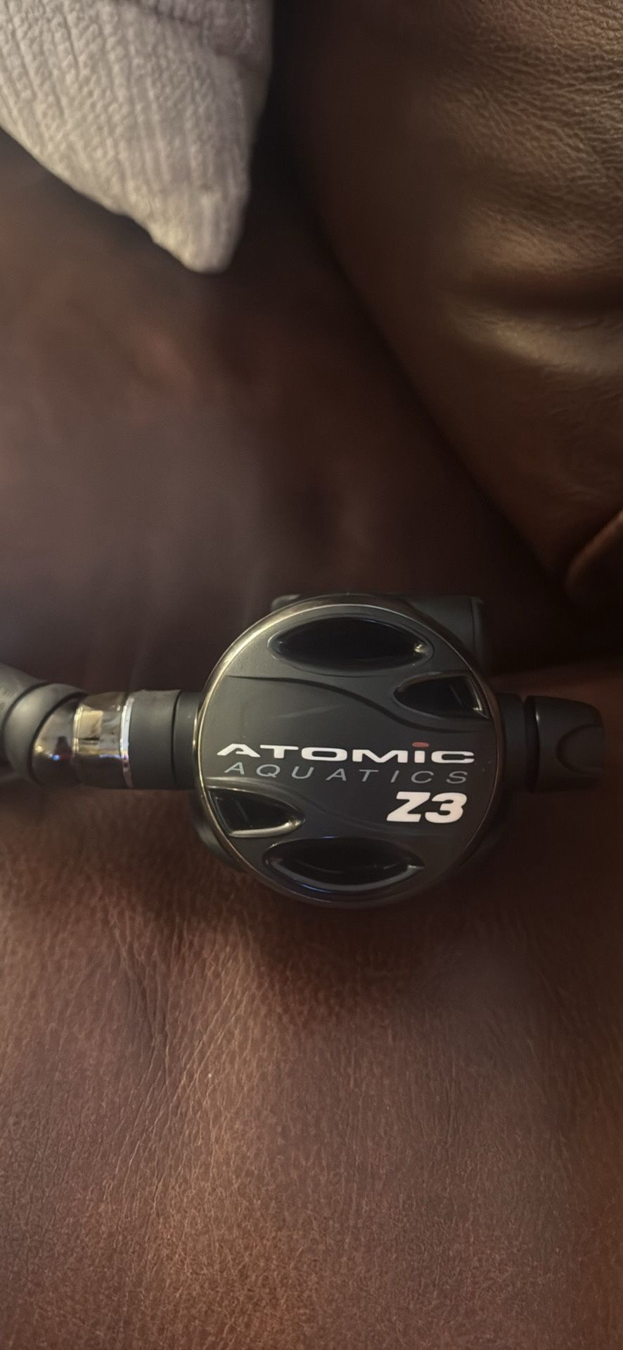Diving Atomic Z3 Scuba Regulator with Yoke used once