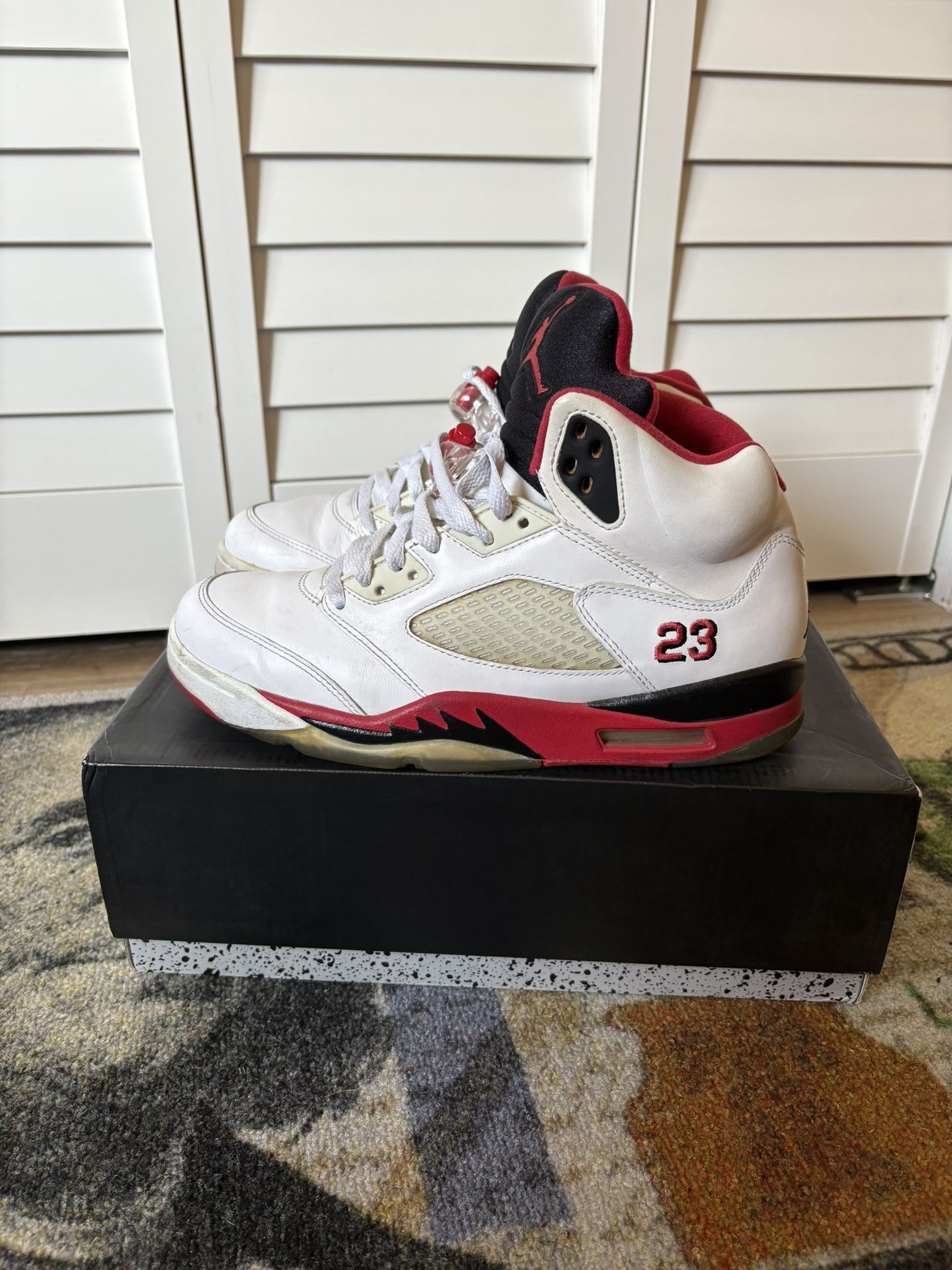 π₯ 2006 Nike Air Jordan 5 Retro "Fire Red" β Menβs Size 8