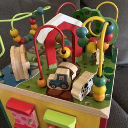 Battat Farm Activity Cube Children Stem Play