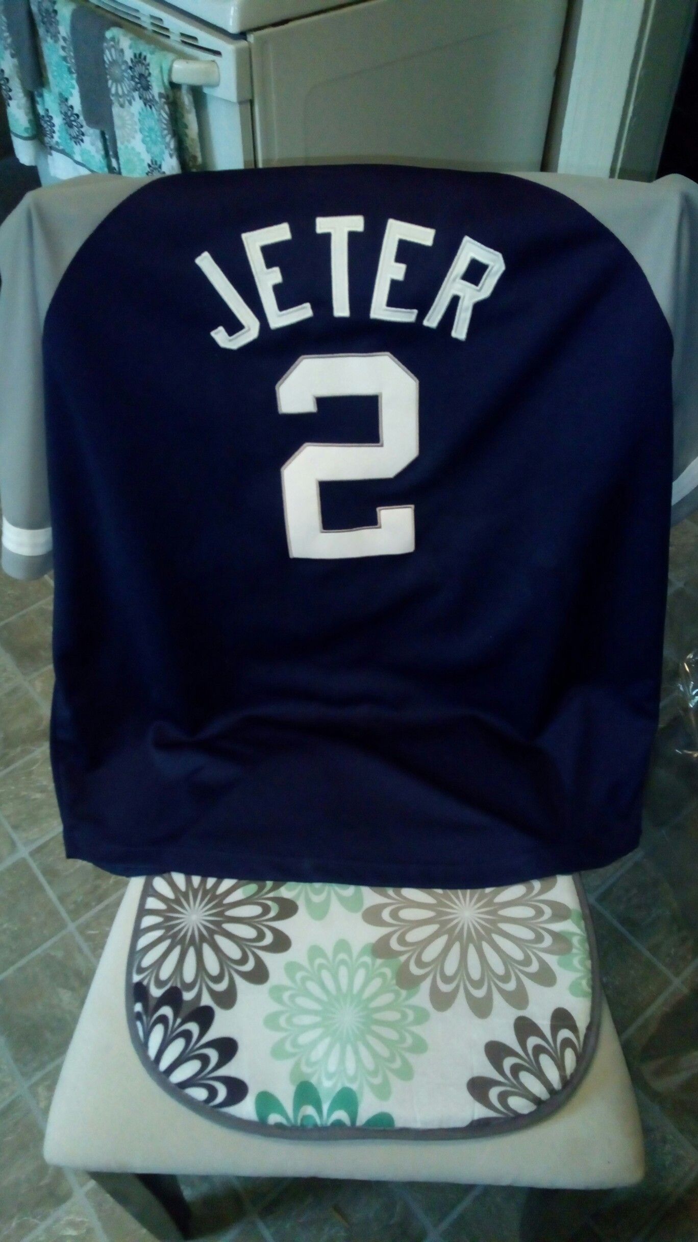 Derek Jeter jersey XL