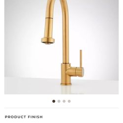 Signature Ridgeway Pull-Down Touchless Kitchen Faucet