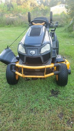 Craftsman Riding Lawn Mower