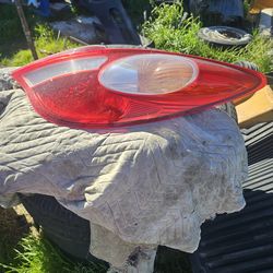 Toyota  solora  rear taillight