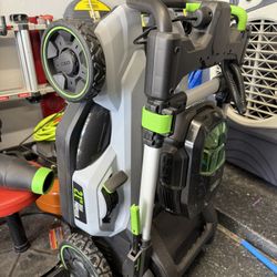 Like New EGO 21” Lawn Mower LM2100SP
