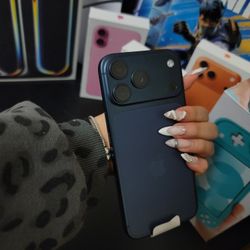 Apple Iphone 17 Pro Max UNLOCKED 