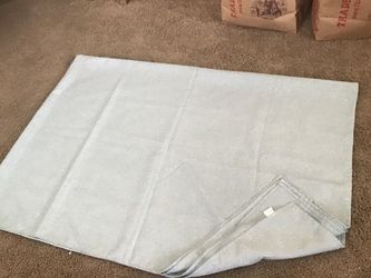 60 x 84 Shimmering Glitter Finish Light Blue Tablecloth~100% polyester ~Sivery Sparkle Effect~Excellent Condition