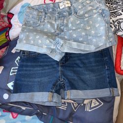 Girl shorts size 8
