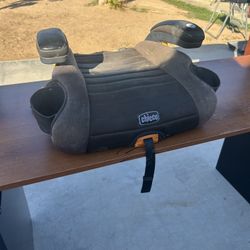 Chicco Booster Car Seat – Good Condition